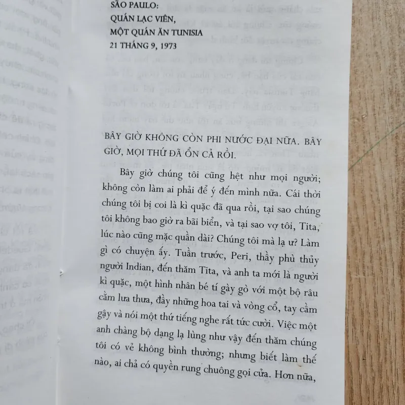 Con nhân mã trong vườn | M. Scliar 994973