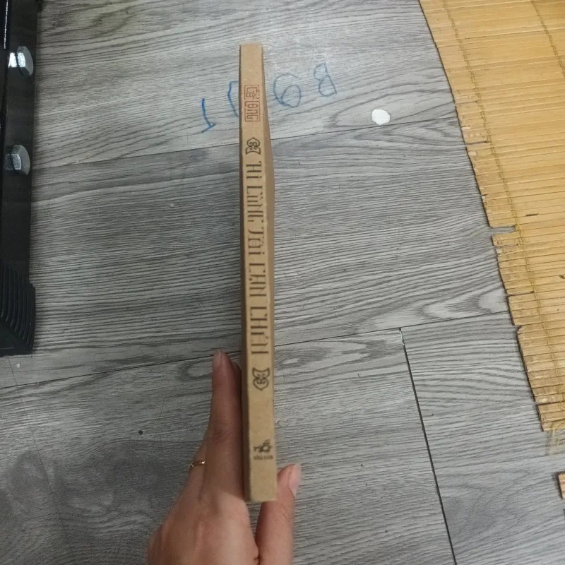 Ai Cùng Tôi Cạn Chén - Cổ Long 1025486