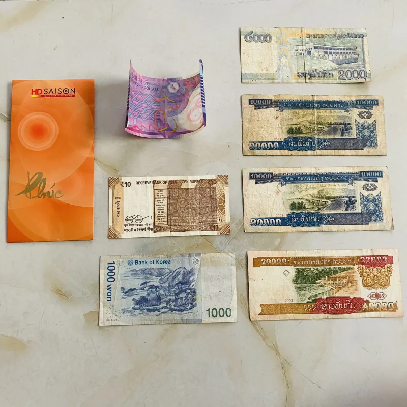 Combo 7 tờ tiền nước ngoài sưu tầm - Freeship  925929