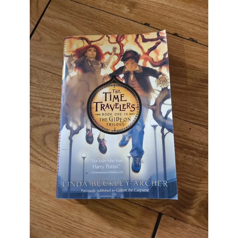 The Time Travelers
 739474