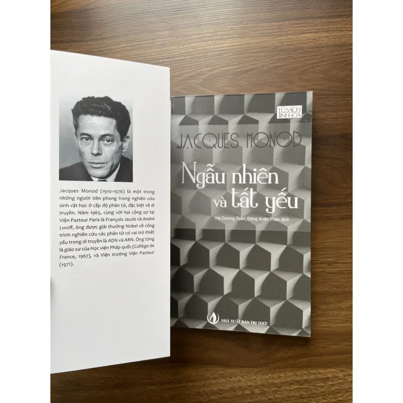 Ngẫu nhiên và tất yếu - Jacques Monod 934154