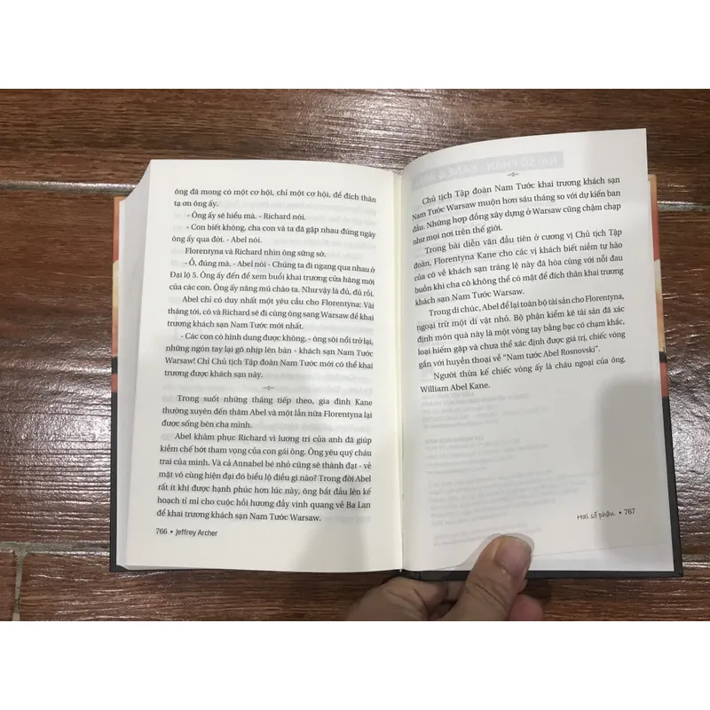 Hai số phận - Jeffrey Archer (c43) 722770