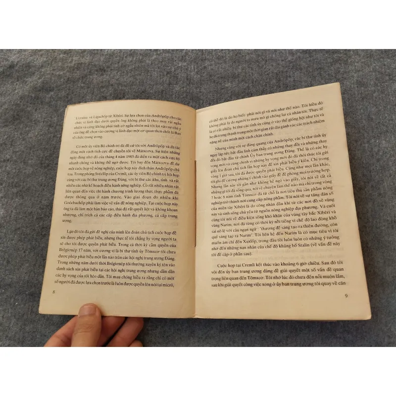 HỒI KÝ CỦA I.LIGACHỐP BÊN TRONG ĐIỆN CREMLI CỦA M.GOÓC BA CHỐP 697748