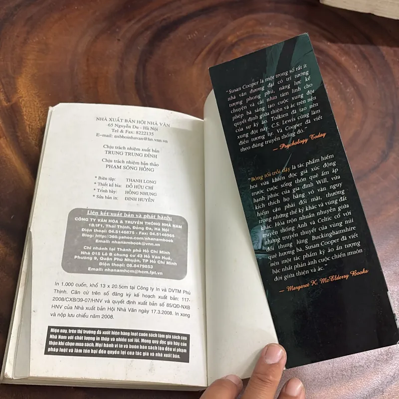 II Văn Học: Bóng Tối Trỗi Dậy - SUSAN COOPER - 2008 998066