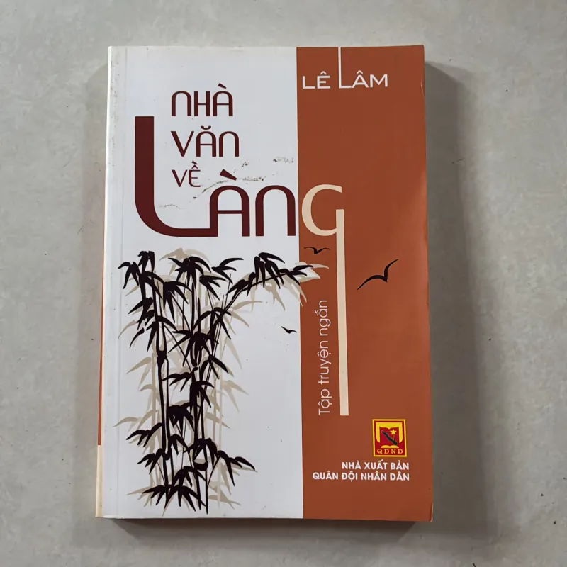 Nhà văn về làng - Lê Lâm 746835