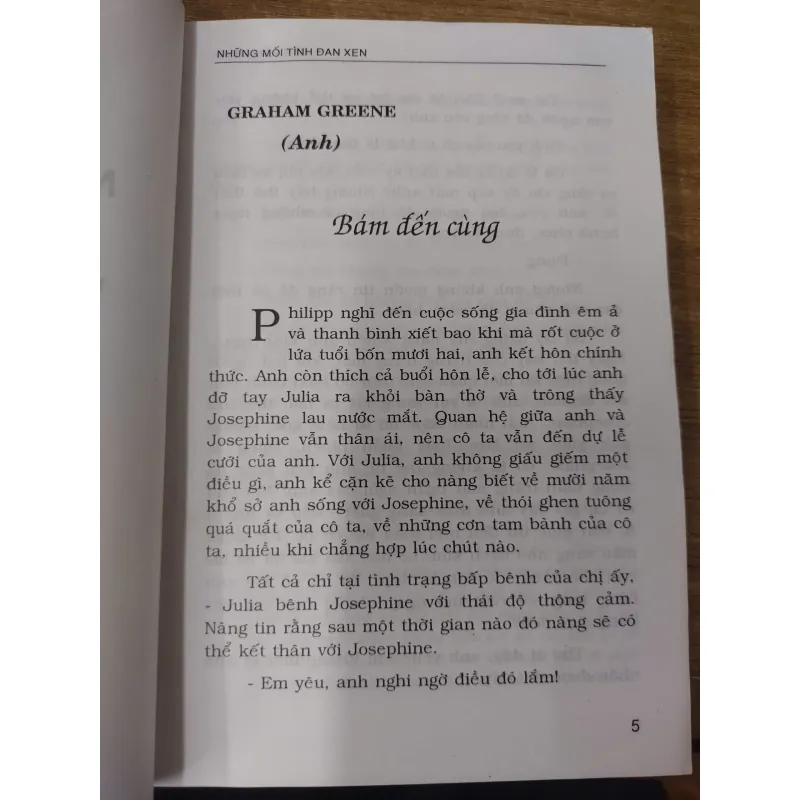 Sách: Những mỗi tình đan xen (B1) 716314