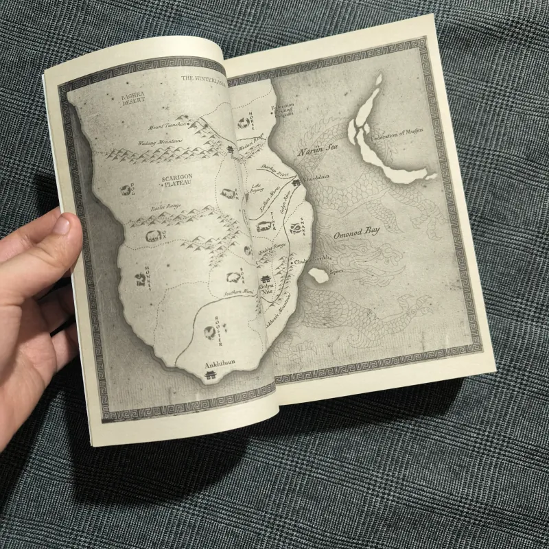 The Poppy War - R.F. Kuang 933099