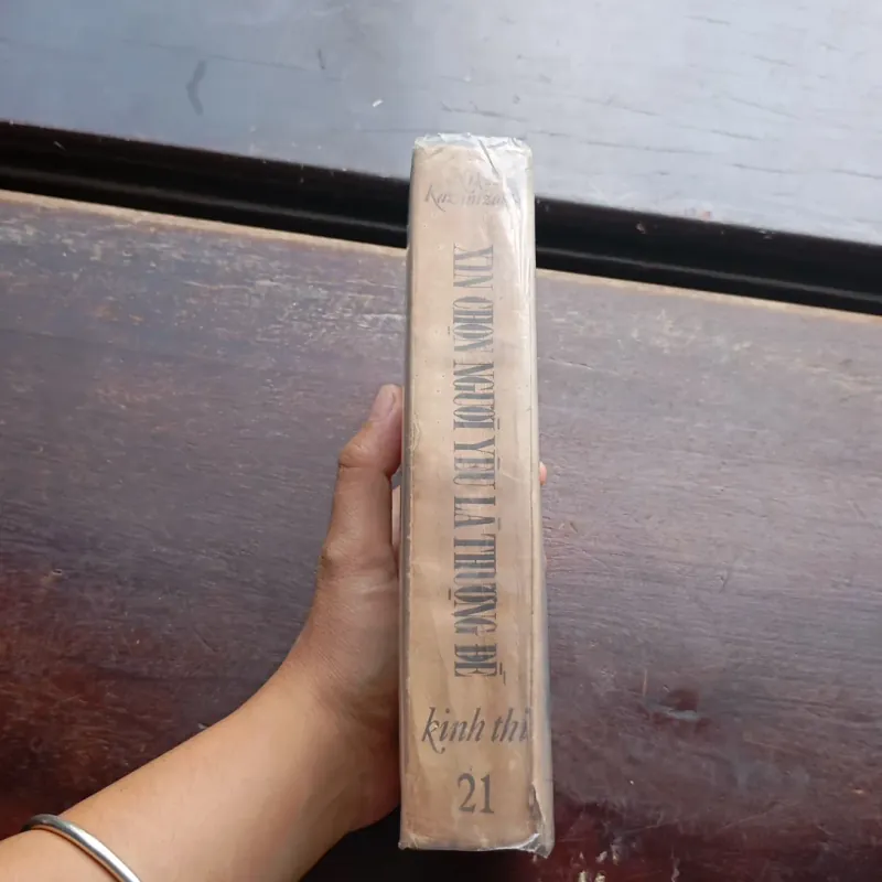 Xin chọn người yêu là thượng đế  937348