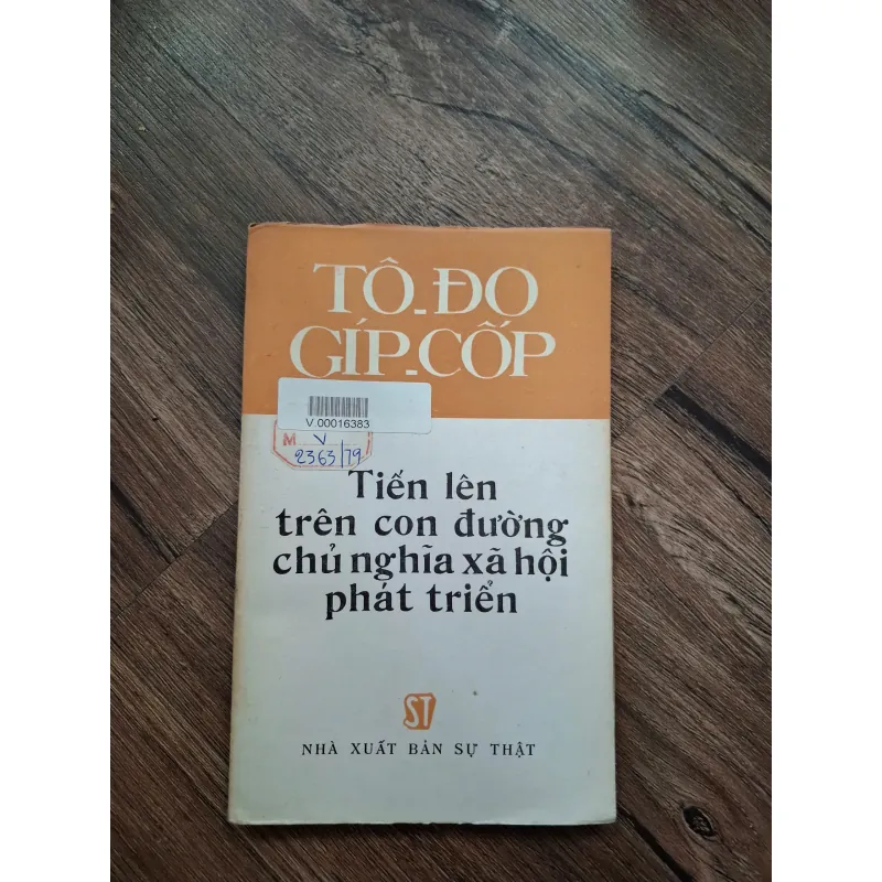 Tiến Lên Trên Con Đường Chủ Nghĩa Xã Hội Phát Triển 716191