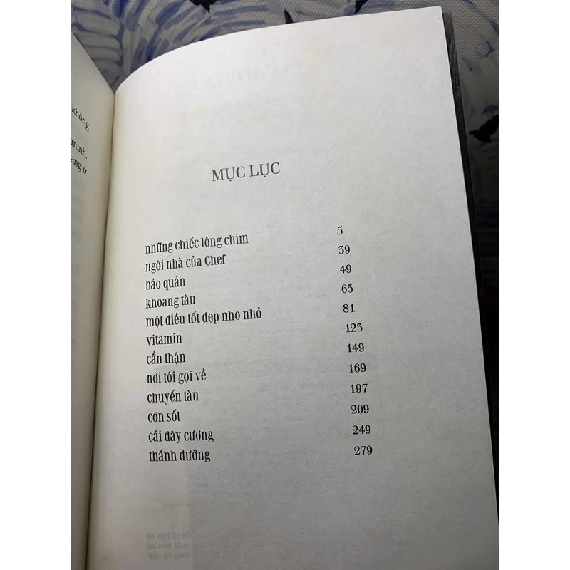 Thánh Đường - Raymond Carver 539857