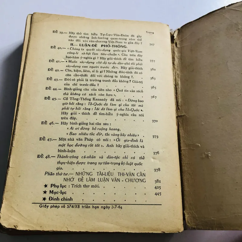 📘 CÂU HỎI VĂN CHƯƠNG & LUẬN PHỔ THÔNG VĂN  596945