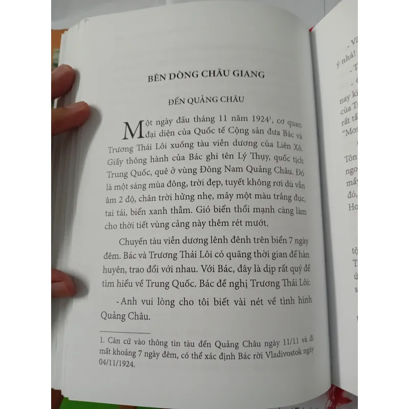 SÁCH THEO DẤU CHÂN NGƯỜI 731296