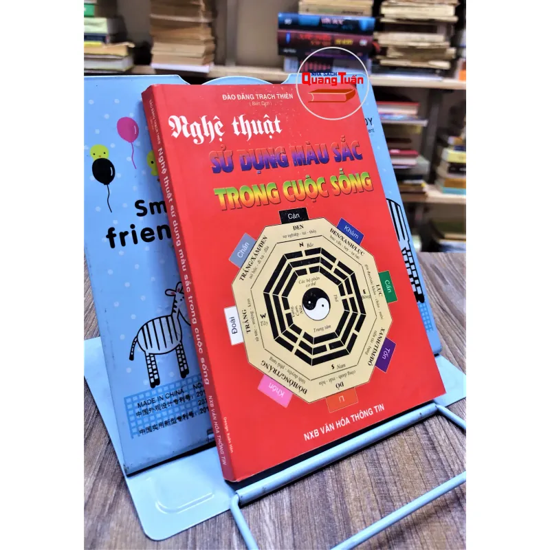 Sách - Nghệ thuật sử dụng màu sắc trong cuộc sống - Sách đẹp (A1) 563452