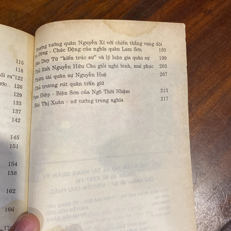 TUỔI TRẺ NHÂN TÀI VÀ TÀI NĂNG QUÂN SỰ (XB 1993) 475186
