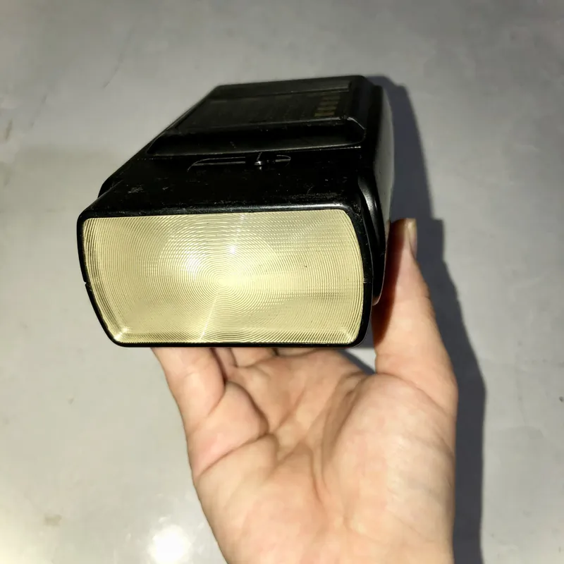 Xác định Đèn flash rời hay đèn nháy máy ảnh Nhật 571287