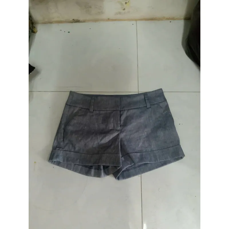 Quần short và ngố 557359