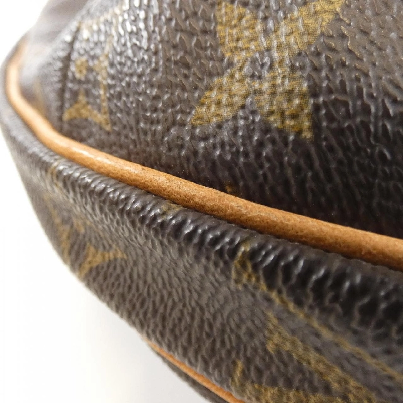 Túi xách vai Louis Vuitton Monogram Croissant MM M51512 612252