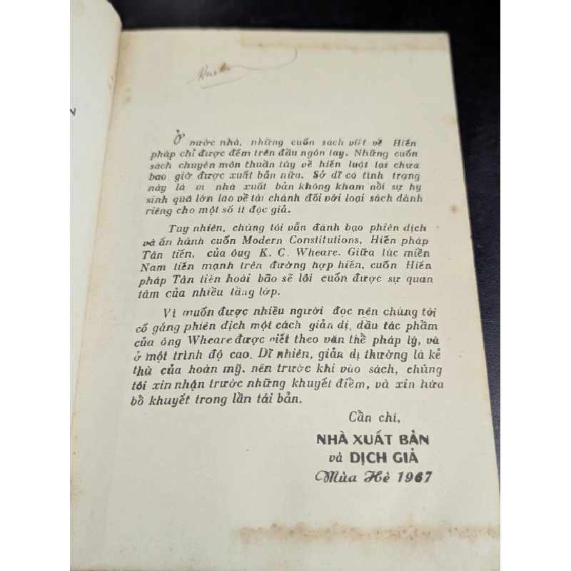 Hiến pháp tân tiến - K.C.Wheace ( bản dịch Nguyễn Quang ) 478036