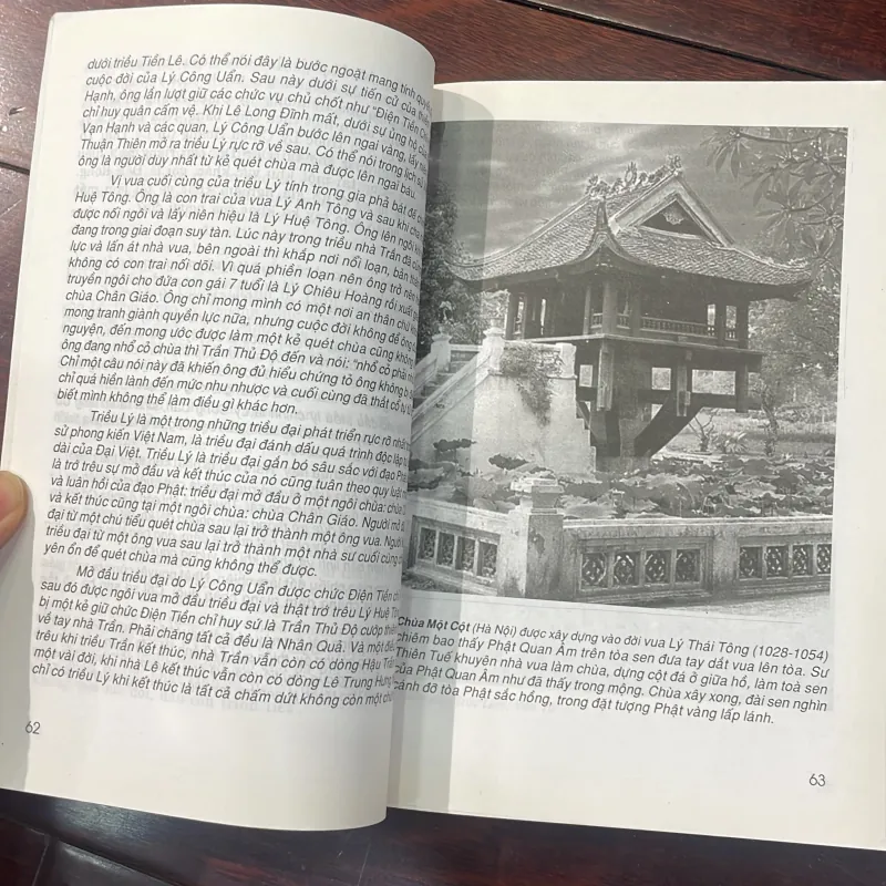 Bi kịch của hoàng đế - tập chuyện lịch sử - bí sử vương triều 2012  1026956