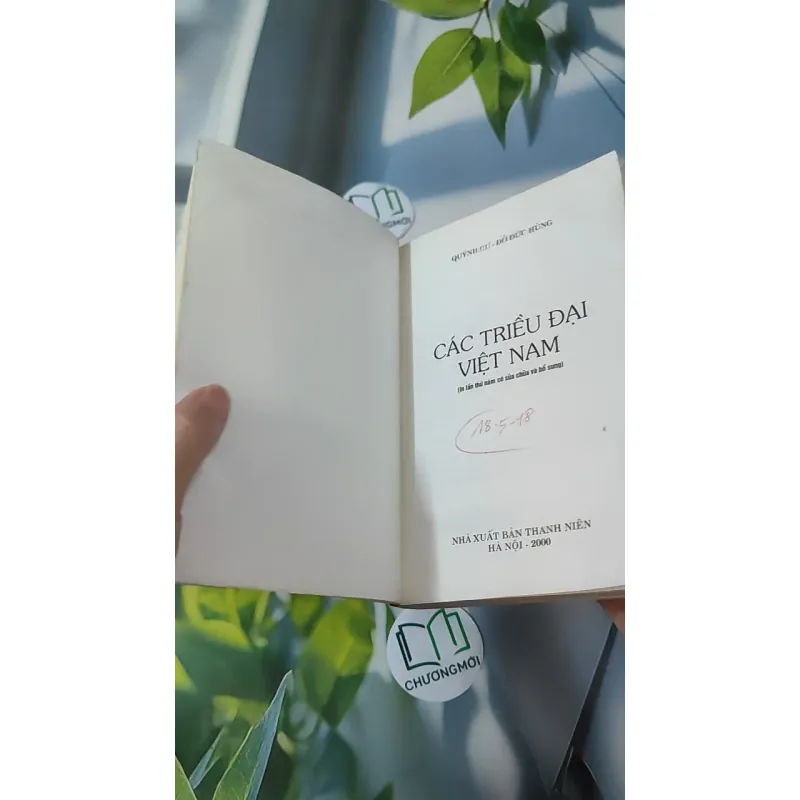 Các Triều Đại Việt Nam - Quỳnh Cư & Đỗ Đức Hùng 970265