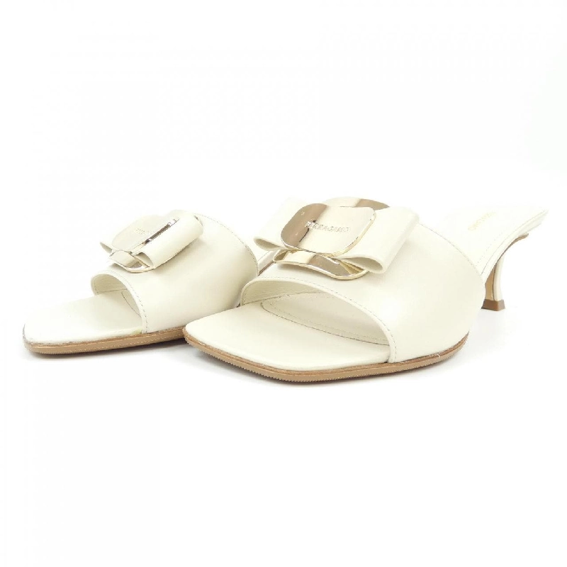 Giày sandal FERRAGAMO - Hàng hiệu Authentic 830304