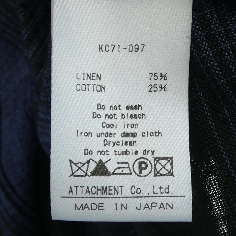 Áo khoác ATTACHMENT - Hàng hiệu Authentic 891051