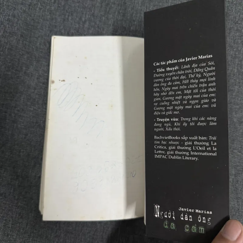 Người đàn ông đa cảm - Javier Marias 791303