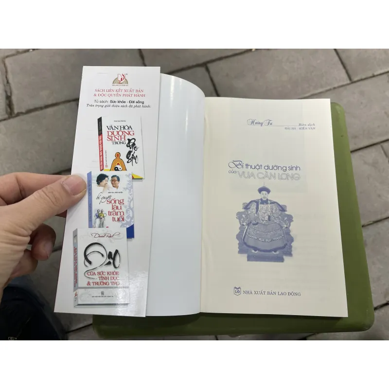 Bí Thuật Dưỡng Sinh Của Vua Càn Long - Hướng Tư 790791