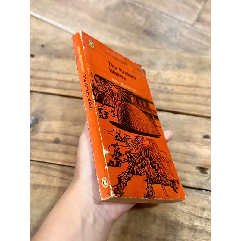 The Kraken Wakes - John Wyndham (1960s, Vintage) 738057