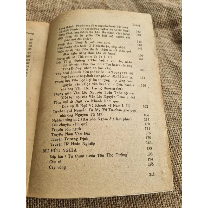 Thơ văn yêu nước Nam bộ - hơn 300 trang  760181