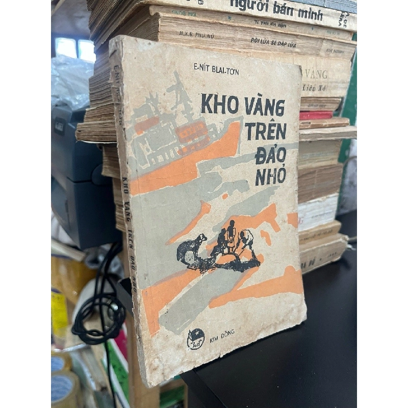 Kho báu trên đảo nhỏ - E-nít Blai-tơn 552094