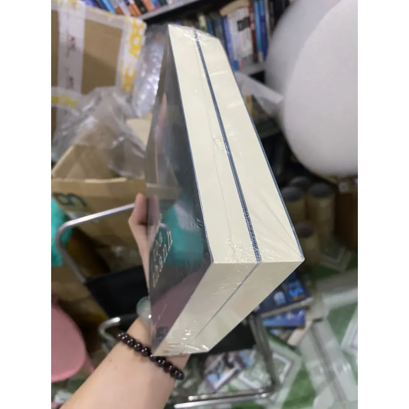 Nỗi nhớ anh hoá một tòa thành  760804