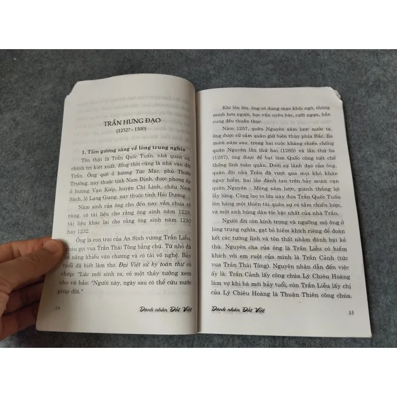 DANH NHÂN ĐẤT VIỆT 718991