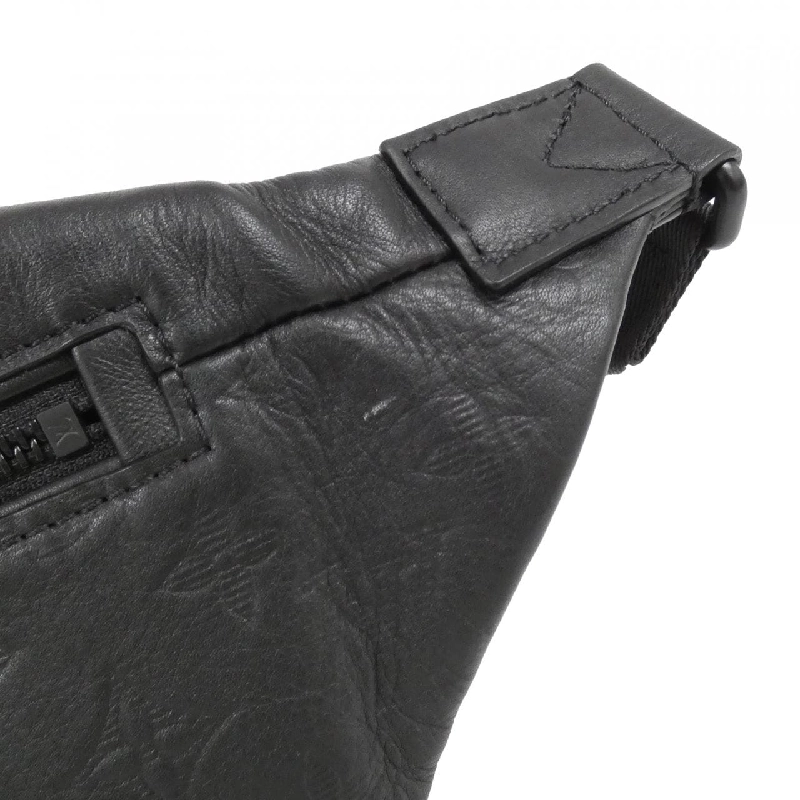 Túi đeo chéo Louis Vuitton Monogram Shadow Discovery M44388 611526