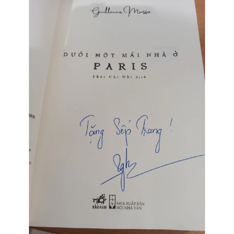 [Phiên Chợ Sách Cũ] Dưới Một Mái Nhà Ở Paris (2019) - Guillaume Musso S0209 548024