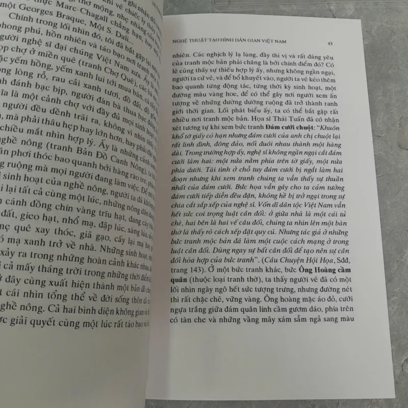 NGHỆ THUẬT TẠO HÌNH DÂN GIAN VIỆT NAM - HUỲNH HỮU ỦY 697929