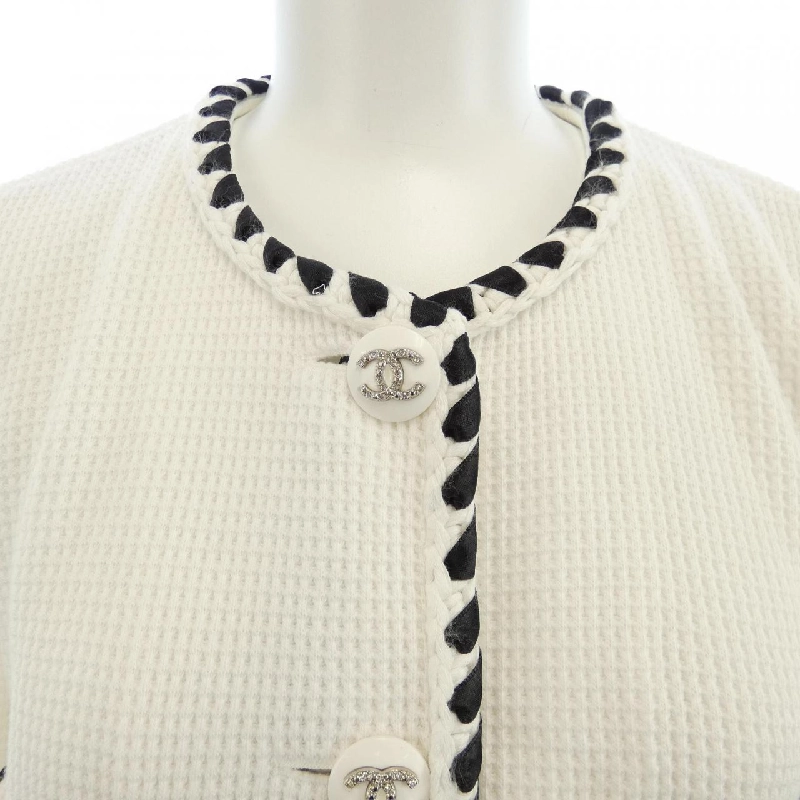 Áo khoác không cổ CHANEL 636606