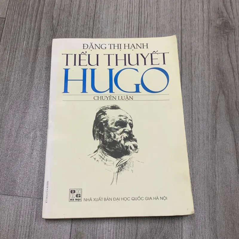 Tiểu thuyết hugo chuyên luận. Có chữ ký tặng của tg. 10b2 1026351