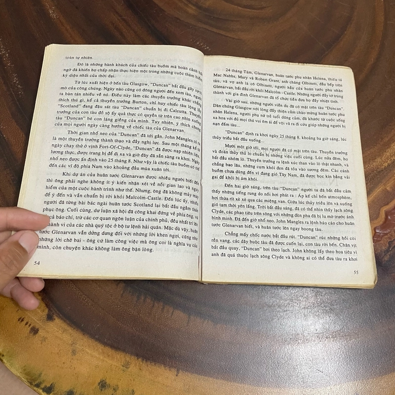 II Tựa sách: Những Đứa Con Của Thuyền Trưởng Grant - JULES VERNE - 1996 441533