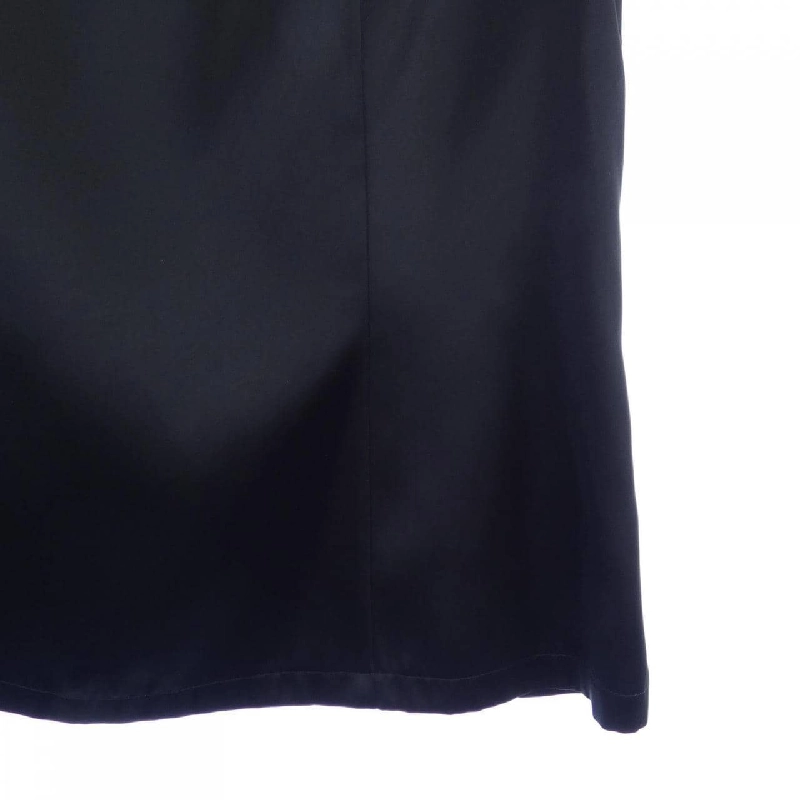 Miss Ashida áo 637339