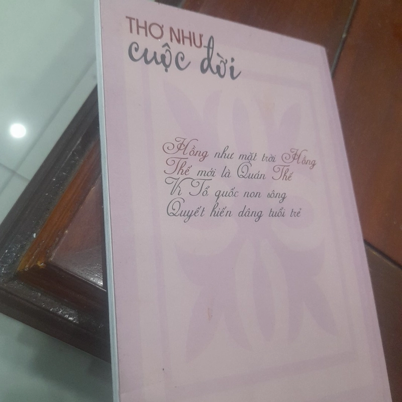 THƠ NHƯ CUỘC ĐỜI 463240