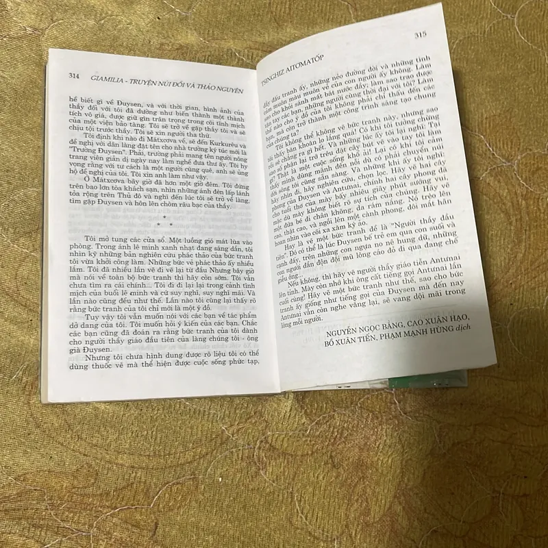 GIAMILIA TRUYỆN NÚI ĐỒI VÀ THẢO NGUYÊN- TSINGHIZ AITOMATOP 705403