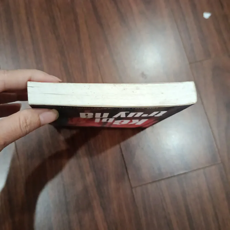 Kẻ bị truy nã 932301