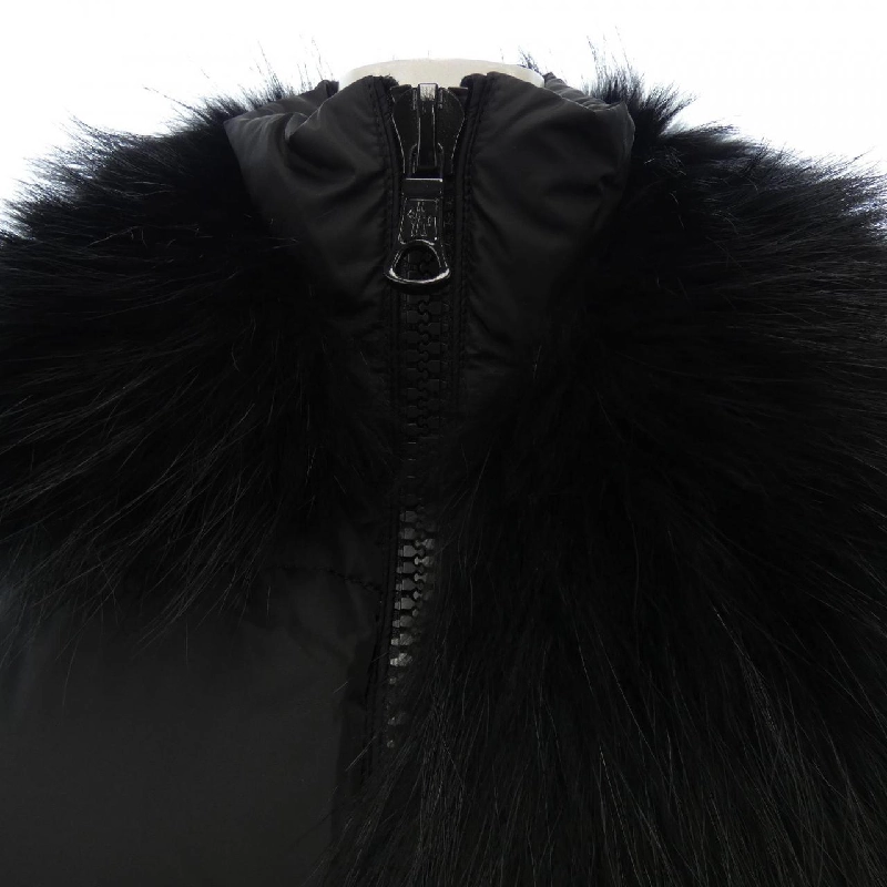 Áo gile Moncler MONCLER 639019