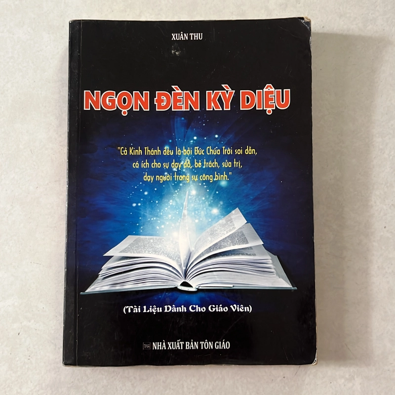 Ngọn đèn kỳ diệu - Xuân Thu 551294
