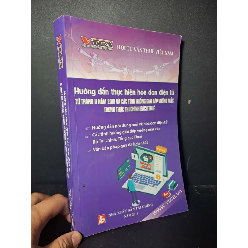 Hướng dẫn thực hiện hoá đơn điện tử từ tháng 11 năm 2019 và các tình huống giải đáp vướng mắc trong thực thi chính sách thuế - 2019 mới 90% - GIÁO TRÌNH, CHUYÊN MÔN - HCM0111 Blogmeo 281125 710376