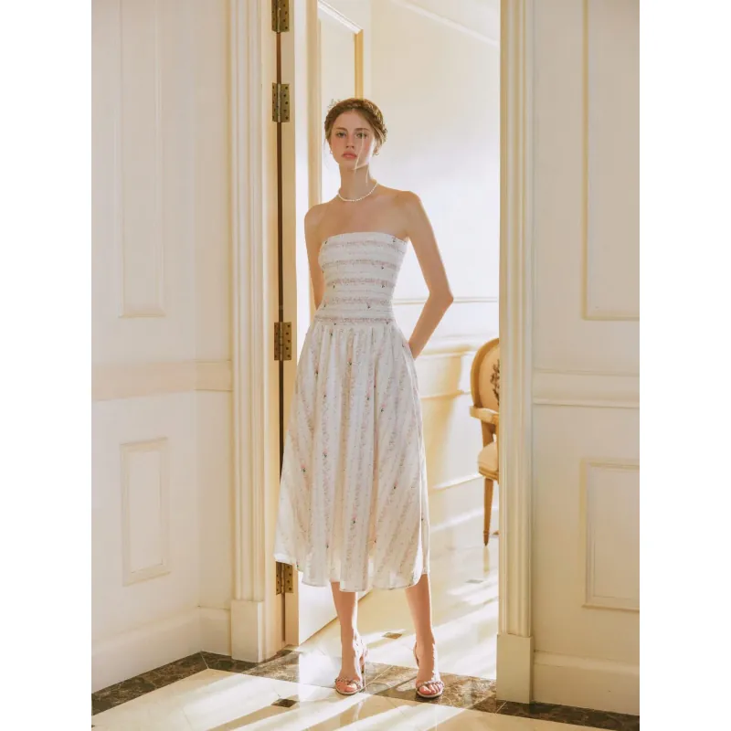 Váy nữ maxi dáng dài chất liệu linen nhẹ nhàng, màu trắng hoa văn 777188