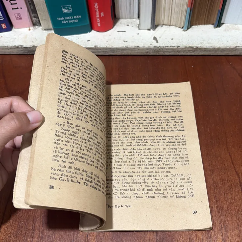 II Văn Học Nước Ngoài: Những Bức Thư Không Gửi - AĐEN CUTUI - 1987 765457