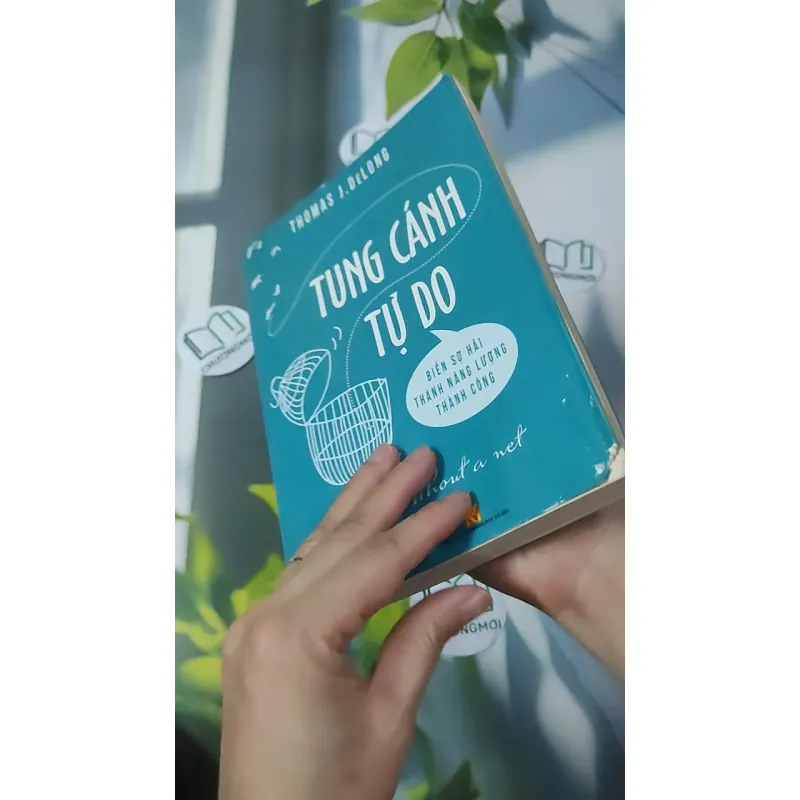 Tung Cánh Tự Do - Thomas J. DeLong 961182