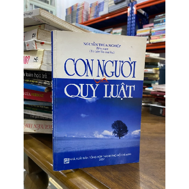 Con người và quy luật - Nguyễn Thừa Hiệp 336775